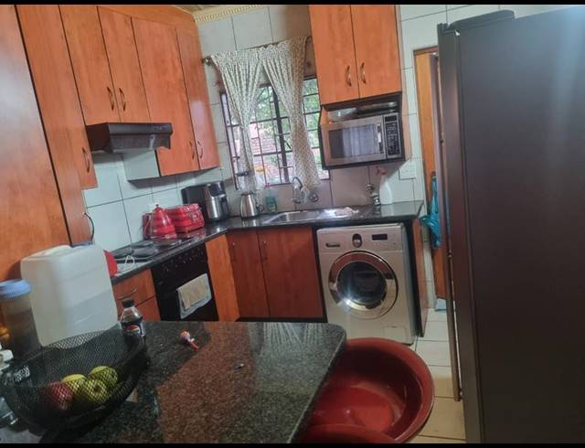 2 BEDROOM APARTMENT FOR SALE IN BIRCHLEIGH